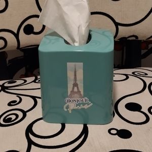Kleenex Dispenser